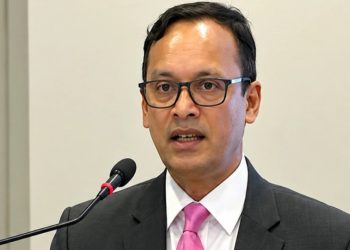 অ্যাটর্নি জেনারেল কার্যালয়ে অর্থপাচারে জড়িতদের বিরুদ্ধে ব্যবস্থা নেওয়া হবে: রুহুল কুদ্দুস কাজল
