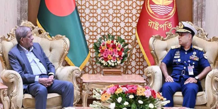 রাষ্ট্রপতির সঙ্গে কোস্টগার্ড মহাপরিচালকের সৌজন্য সাক্ষাৎ