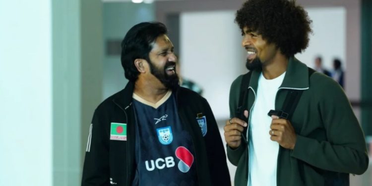 বাংলাদেশ দলের সঙ্গে জাকার্তায় যোগ দিলেন হামজা চৌধুরী