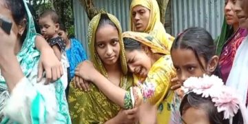 নড়াইলে সংঘর্ষে গুলিবিদ্ধ ১জন নিহত, প্রতিপক্ষের বাড়িতে অগ্নিসংযোগ
