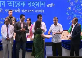 বিশ্ব শিক্ষক দিবসে শতাধিক গুণী শিক্ষককে সম্মাননা দিলেন প্রধানমন্ত্রী তারেক রহমান