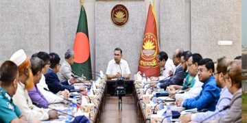 ঢাকার গণপরিবহন ব্যবস্থাপনা নিয়ে বৈঠকে প্রধানমন্ত্রী তারেক রহমান