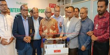 মালয়েশিয়ায় কর্মী পাঠানোর নামে প্রতারণাকারী এজেন্সির বিরুদ্ধে ব্যবস্থা নিচ্ছে সরকার: আরিফুল হক চৌধুরী