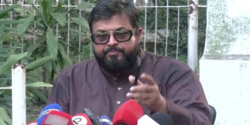 ‘বউ আমার, টেনশন আপনাদের’ ক্ষোভ প্রকাশ করেন বললেন ওমর সানী