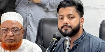 অস্ত্র বের করার কারণ জানালেন ইশরাক