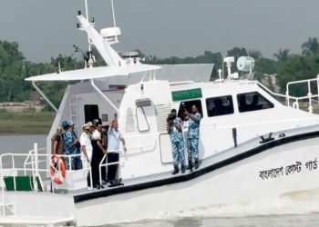 প্রধানমন্ত্রী তারেক রহমান মোংলায় পৌঁছেছেন