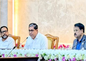 সরকারি ফ্ল্যাটে এডিসের লার্ভা মিললেই বরাদ্দ বাতিলের নির্দেশ প্রতিমন্ত্রীর